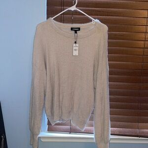 BNWT Express Sweater soft and Comfortable light beige